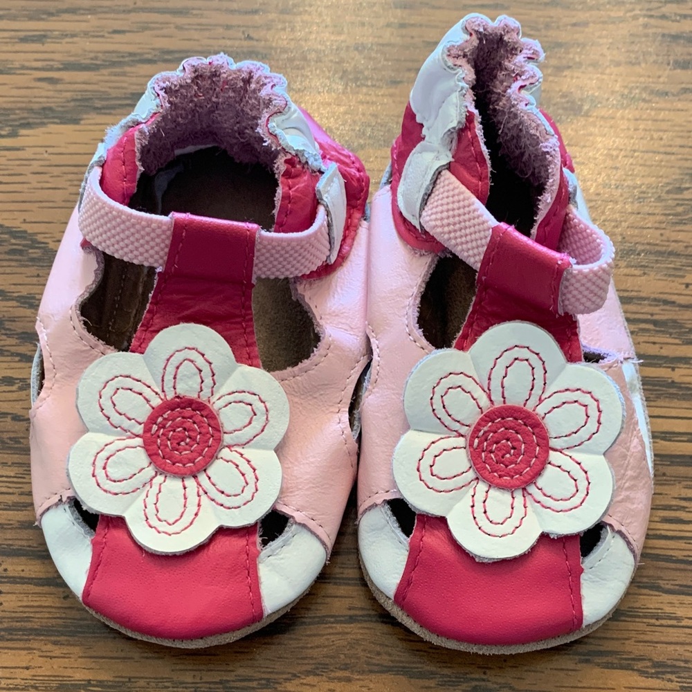 Robeez Pink and White Floral Kids Sandals